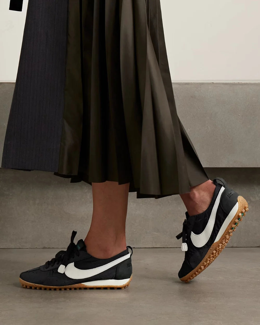 Nike x Jacquemus - Moon