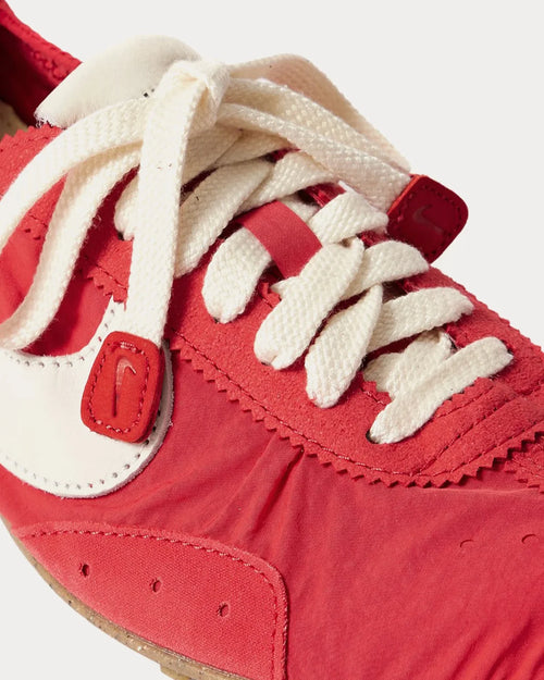 Nike x Jacquemus - Moon